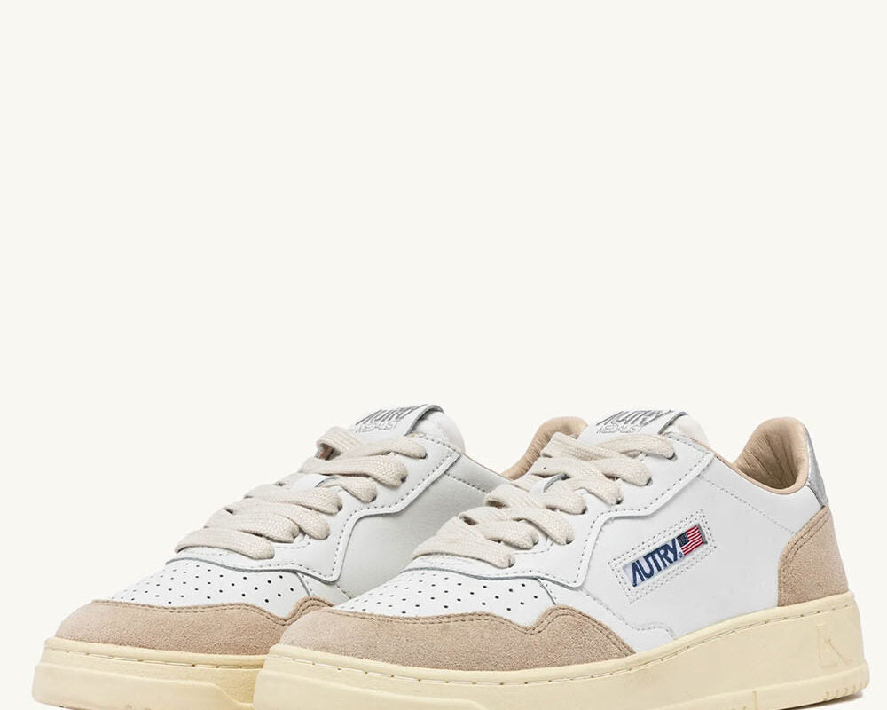 Basket Autry Medalist low suede white/silver