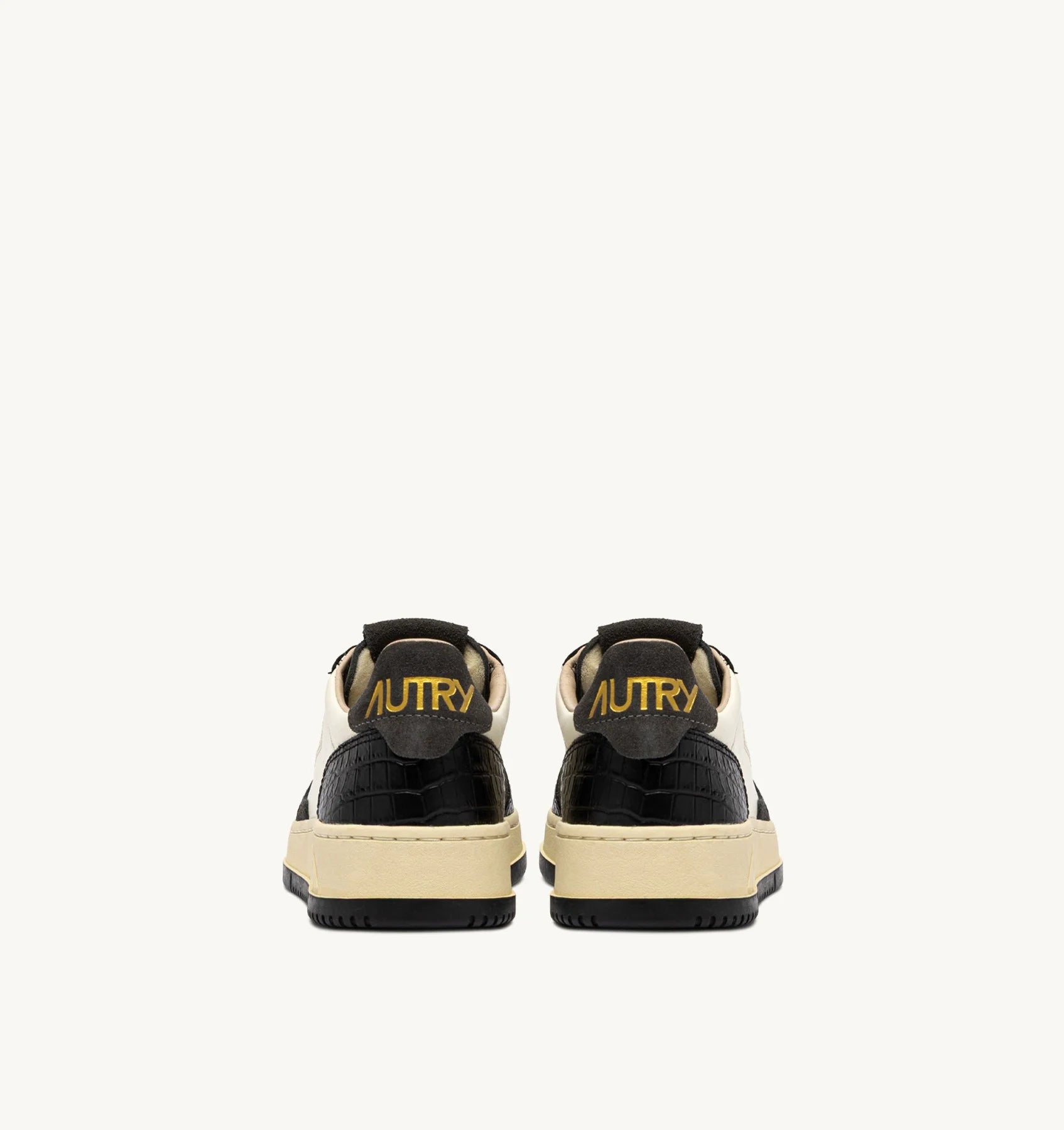 Baskets Autry Medalist Low CZ05 Marshmallow/Noir | Podiums Nancy