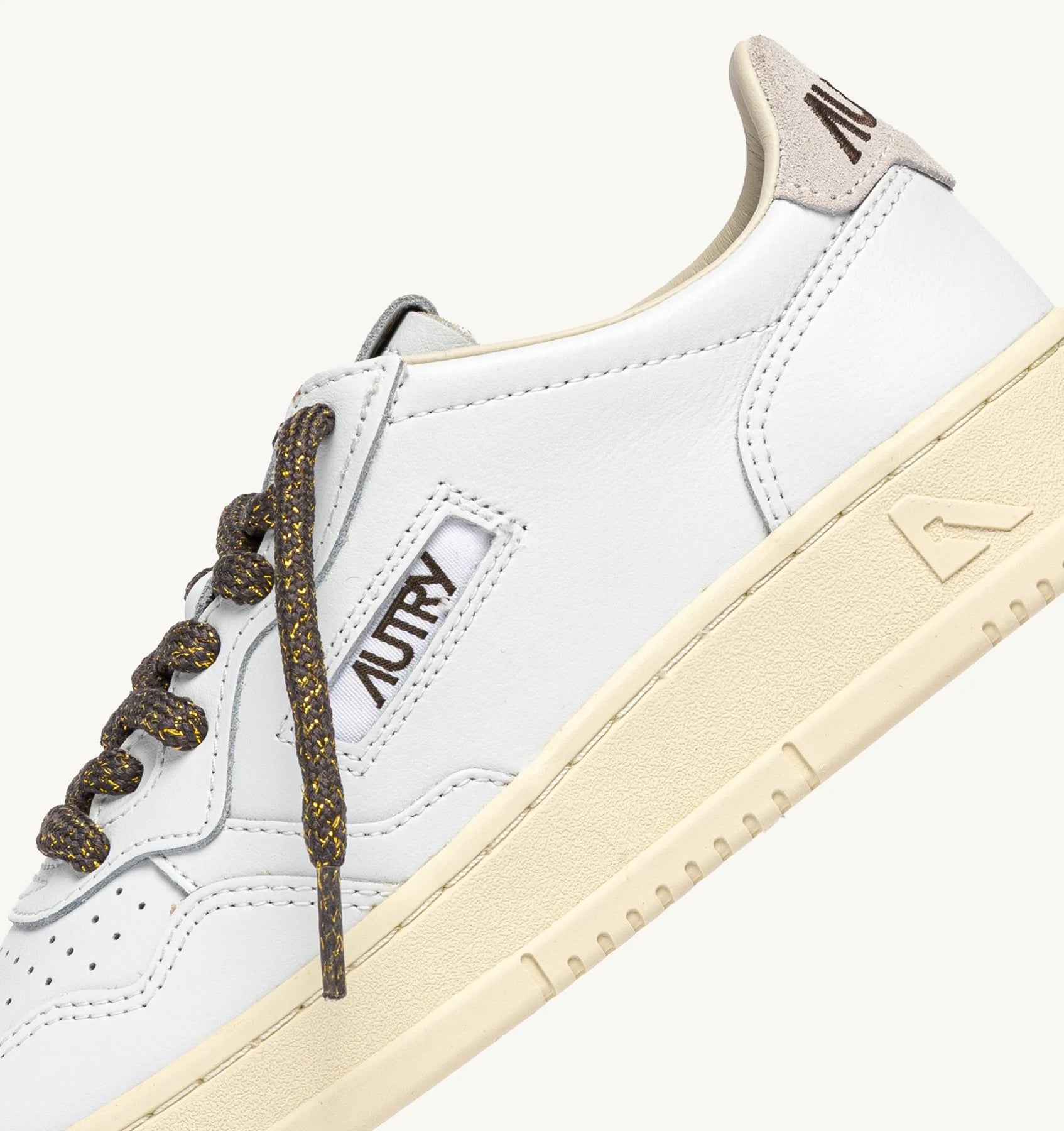 Baskets Autry Medalist Low SW05 Blanc/Chocochip | Podiums Nancy