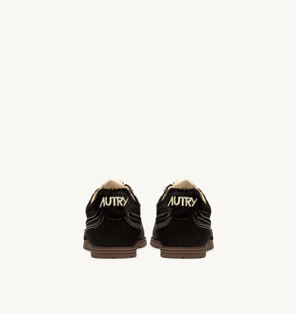 Baskets Autry Windspin Low BN01 Pony Brown | Podiums Nancy