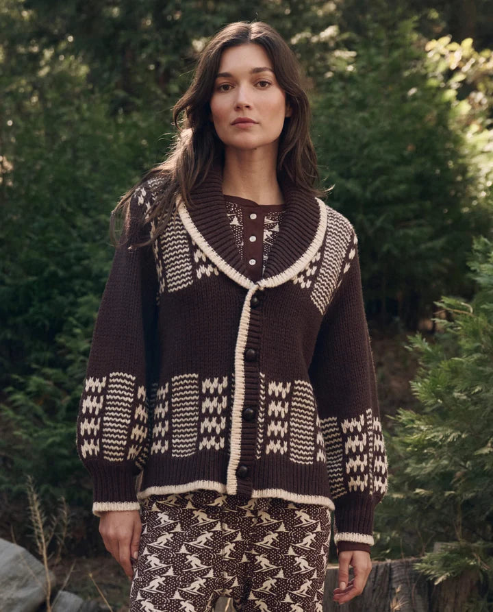 Cardigan TheGreat. Chalet Walnut & Cream | Podiums Nancy