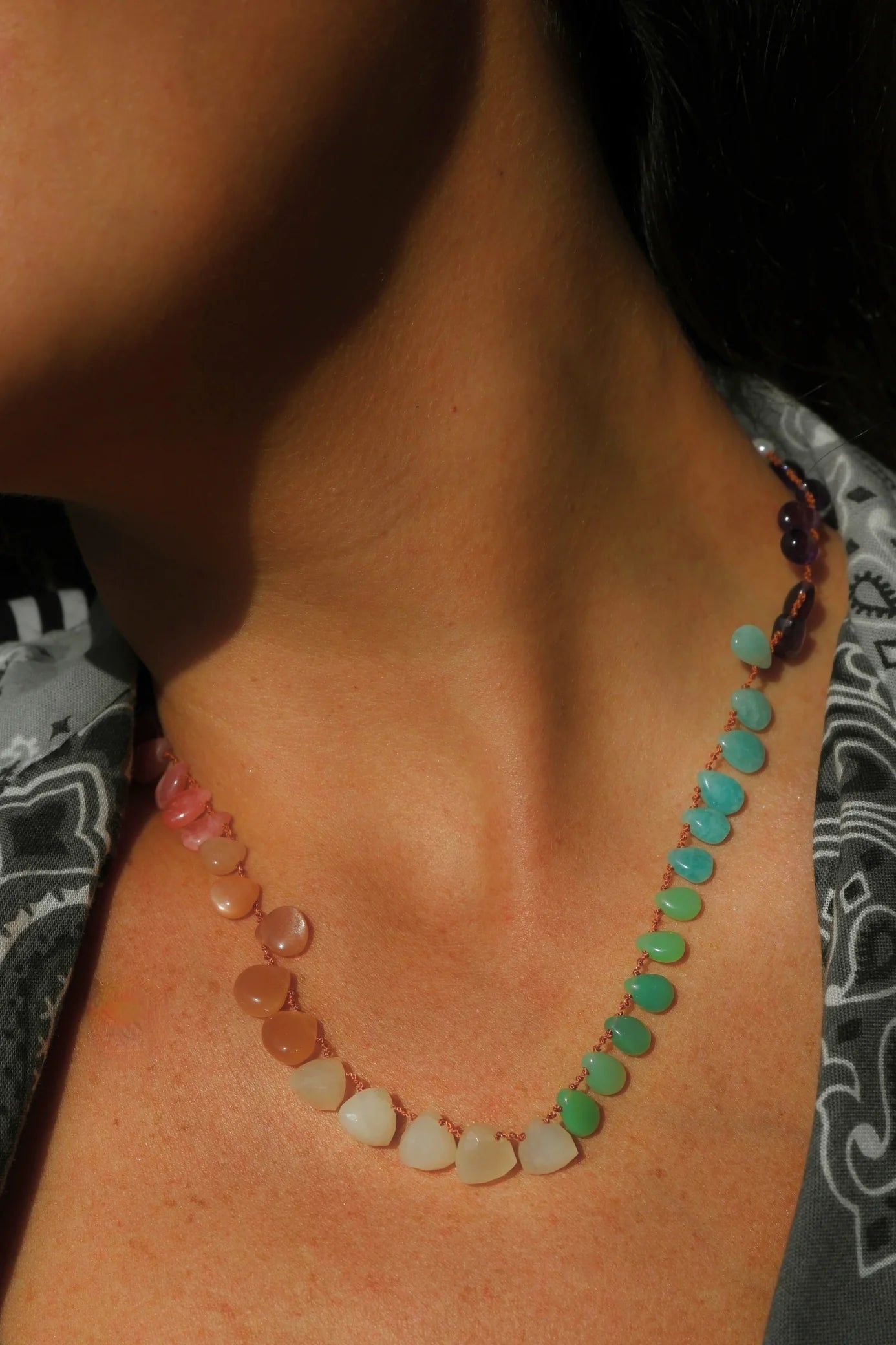 Collier Ivarene Rainbow Multi-pierres - PODIUMS NANCY