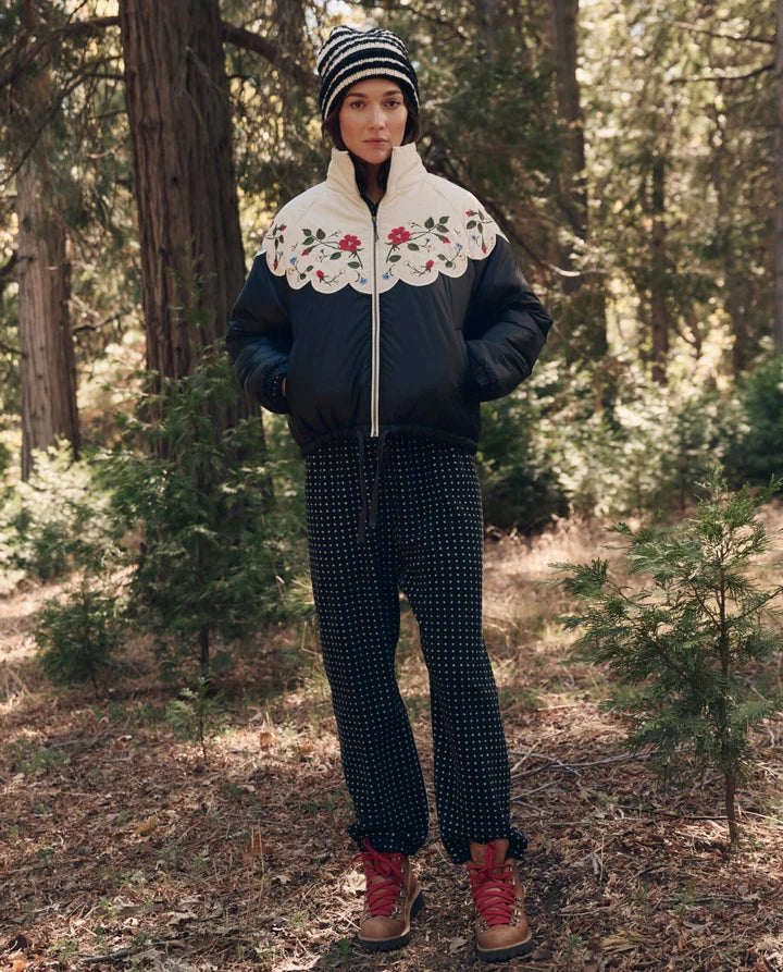 Veste TheGreat. Wildflower Puffer Almost Black | Podiums Nancy