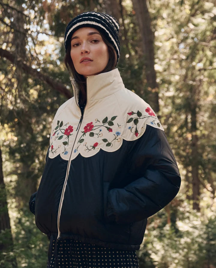 Veste TheGreat. Wildflower Puffer Almost Black | Podiums Nancy