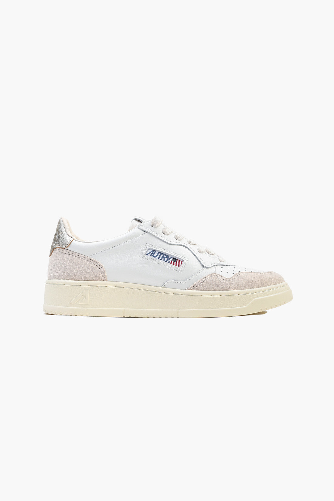 medalist low suede