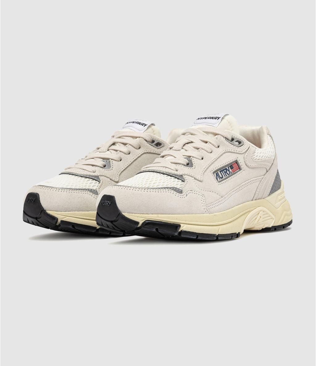 Basket Autry Hyperway Low UM10 Blanc/Argent