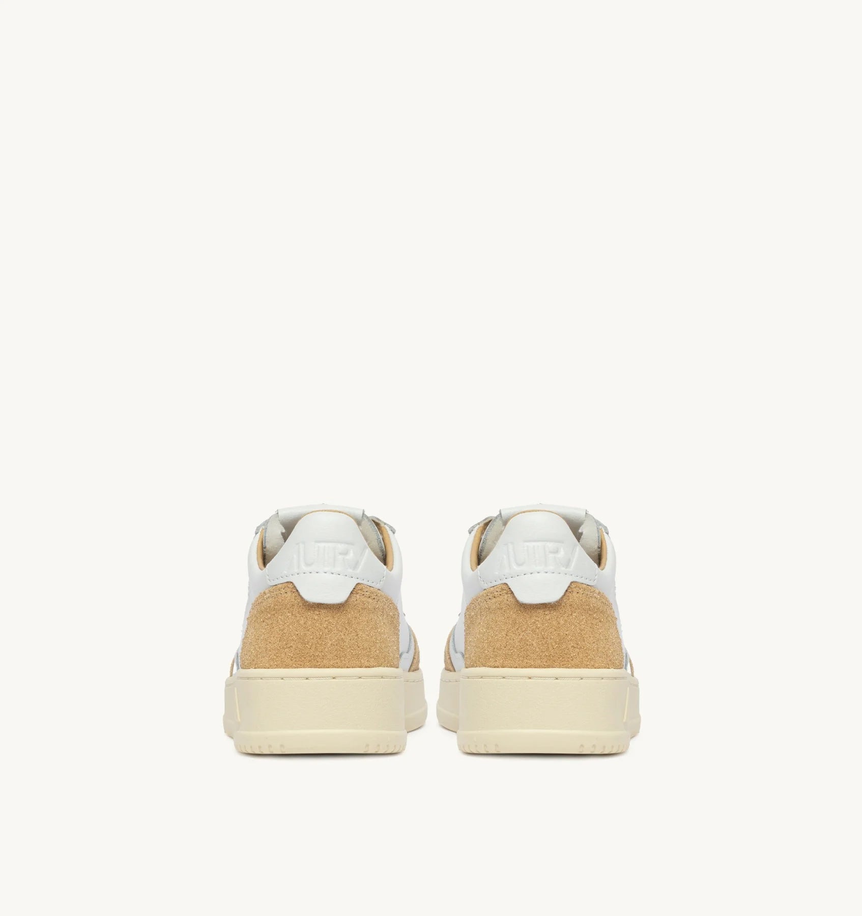Baskets Autry Medalist Low PK02 Blanc/Ecru | Podiums Nancy