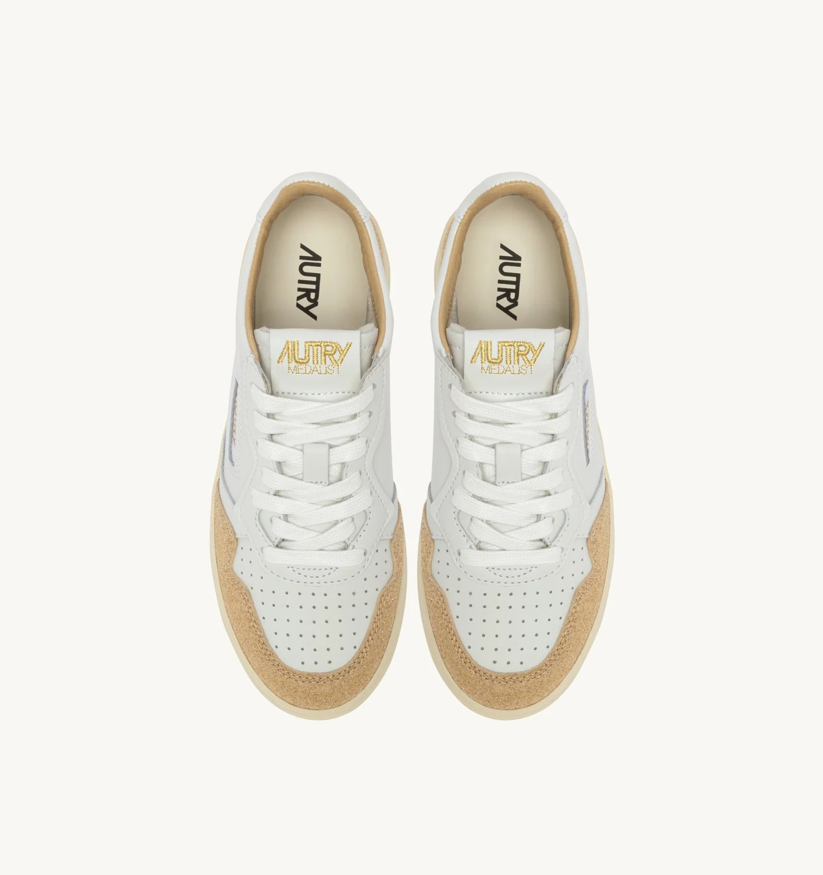 Baskets Autry Medalist Low PK02 Blanc/Ecru | Podiums Nancy