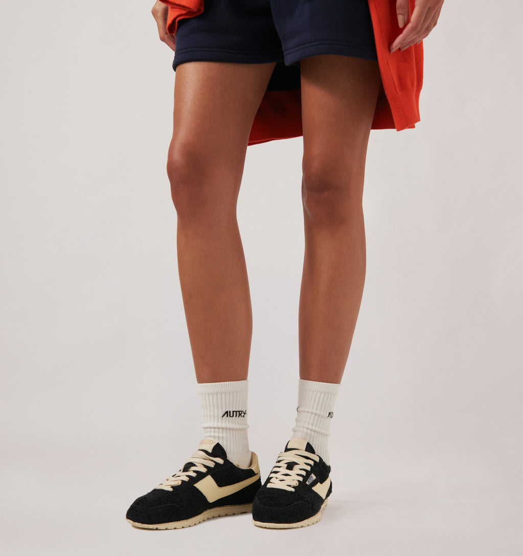 Baskets Autry Windspin Low UB27 Noir/Rutabaga | Podiums Nancy