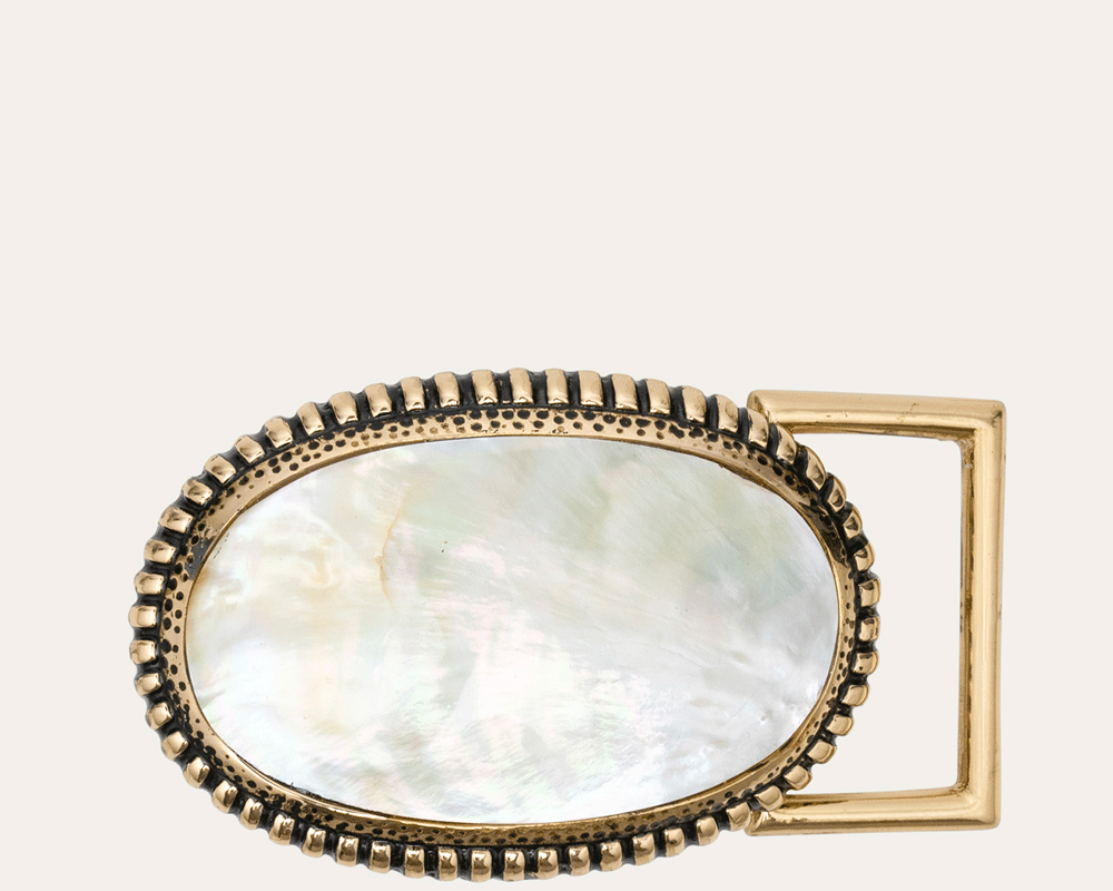 Boucle Claris Virot Dallas Or et Nacre | Podiums Nancy