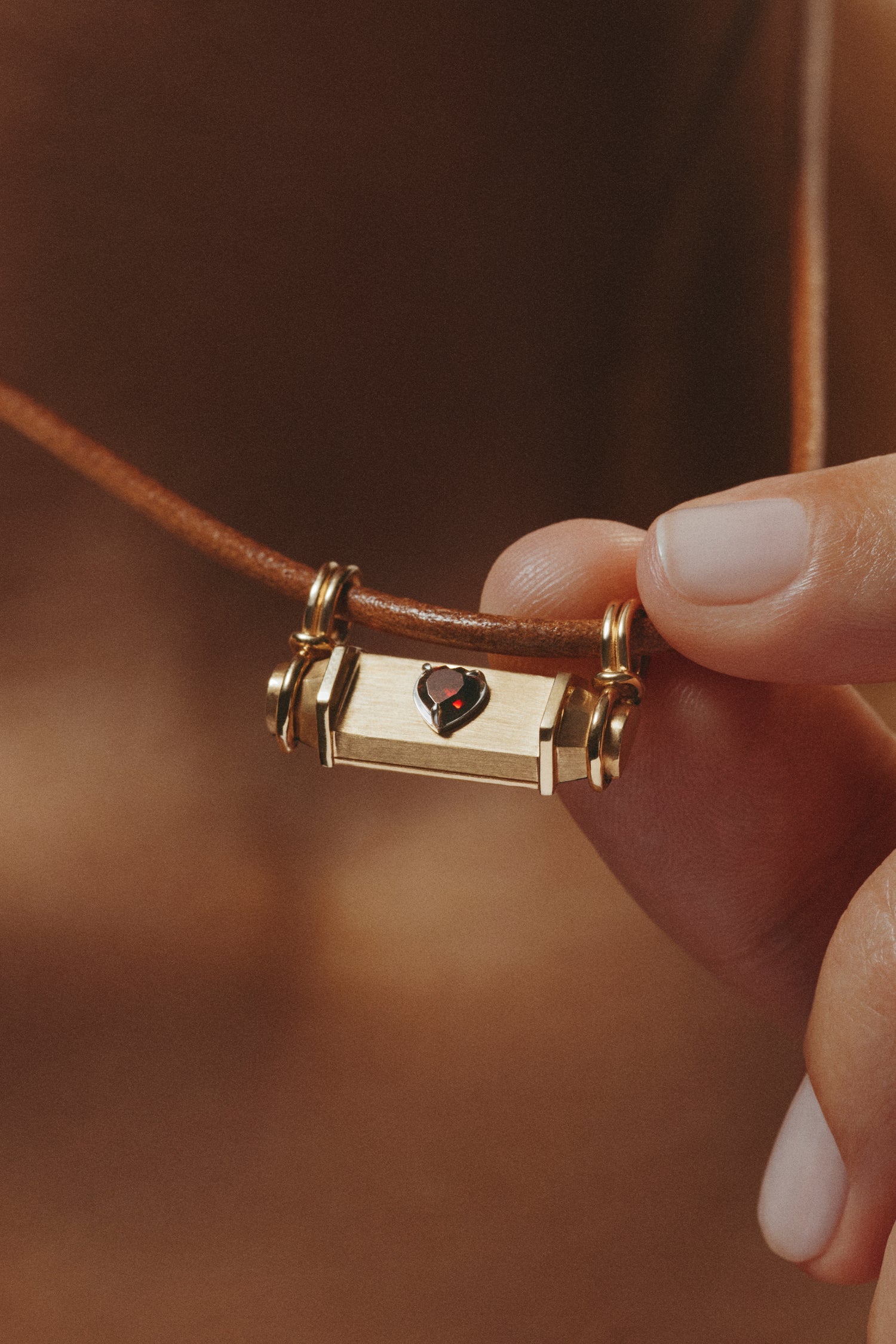 Collier Marie Lichtenberg Smash Locket Heart Cuir | Podiums Nancy