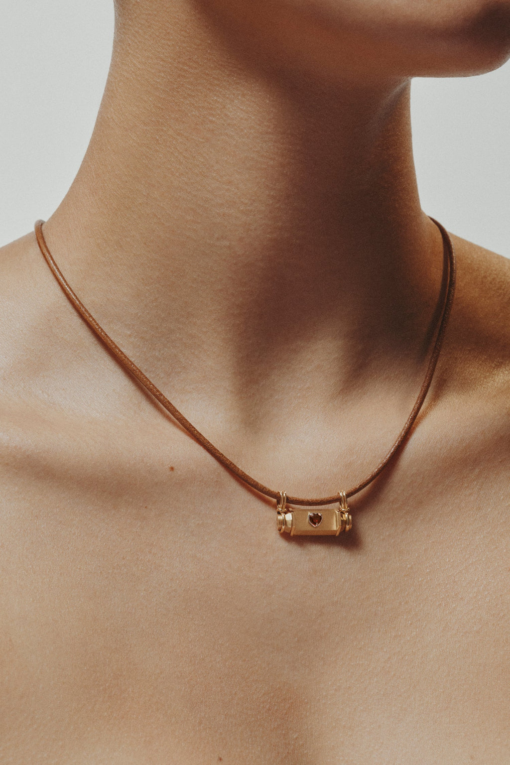 Collier Marie Lichtenberg Smash Locket Heart Cuir | Podiums Nancy