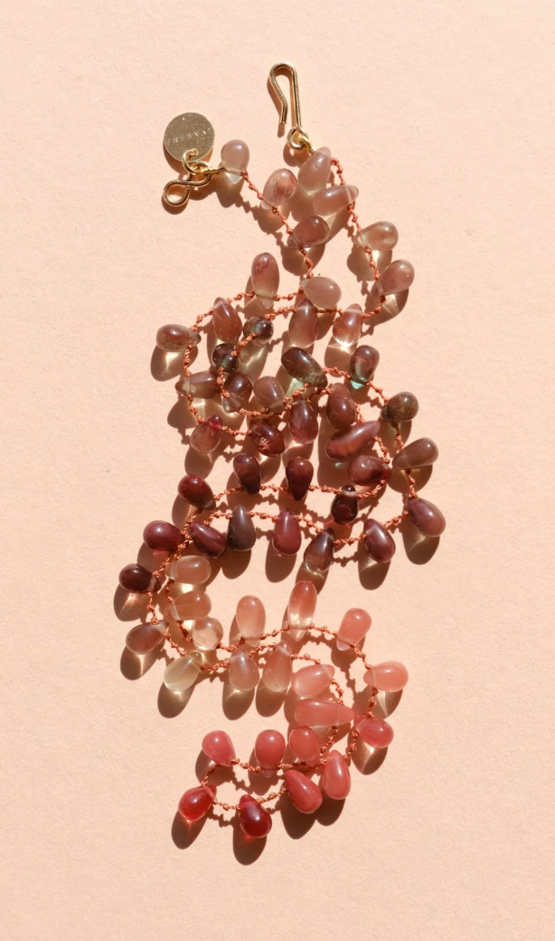 Collier Ivarene Myra Labradorite Rouge | Podiums Nancy
