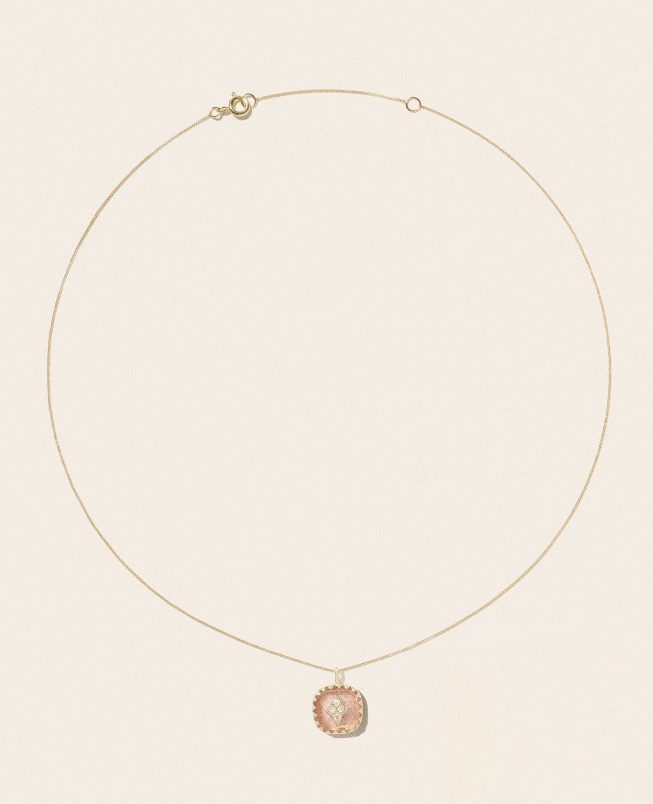 Collier Pierrot Strawberry Quartz | Podiums Nancy