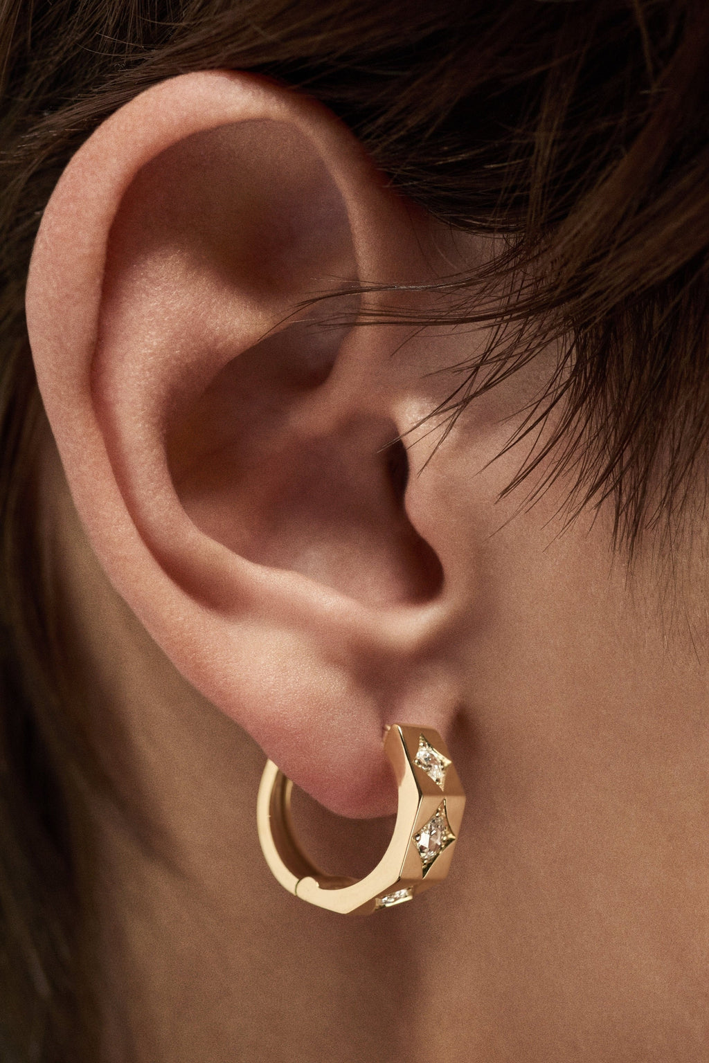 Boucle d'oreille Ecrou Diamants medium