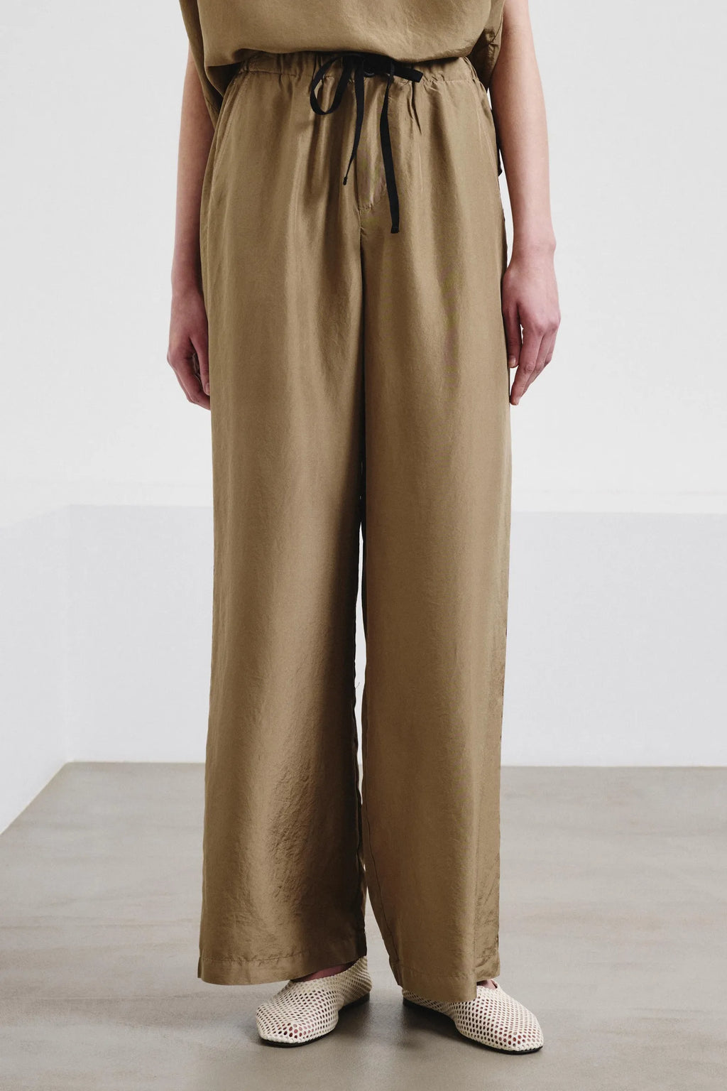 Pantalon Pomandère Dove Gray - PODIUMS NANCY