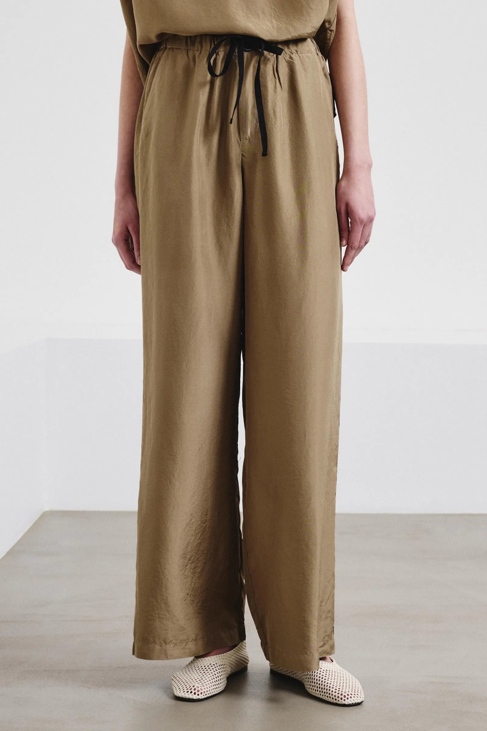 Pantalon Pomandère Dove Gray - PODIUMS NANCY