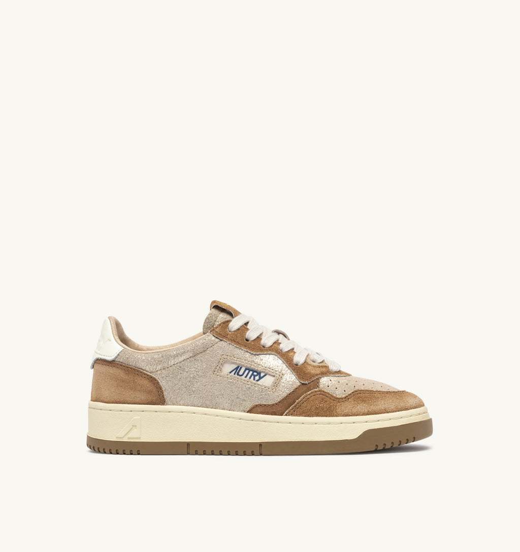 Baskets Autry Medalist LowYB01 Argent/Beige | Podiums Nancy