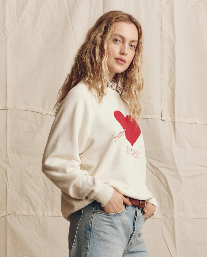 Sweatshirt TheGreat. College Heart Graphic | Podiums Nancy
