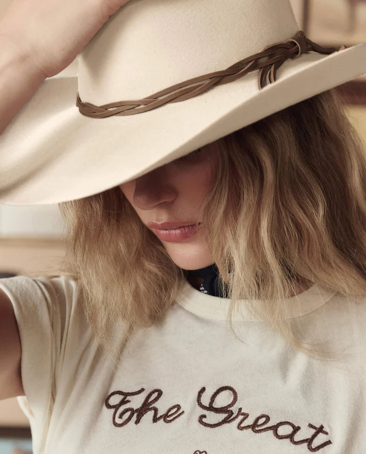 T-shirt TheGreat. Boxy Crew Stetson Graphic Washed Blanc | Podiums Nancy